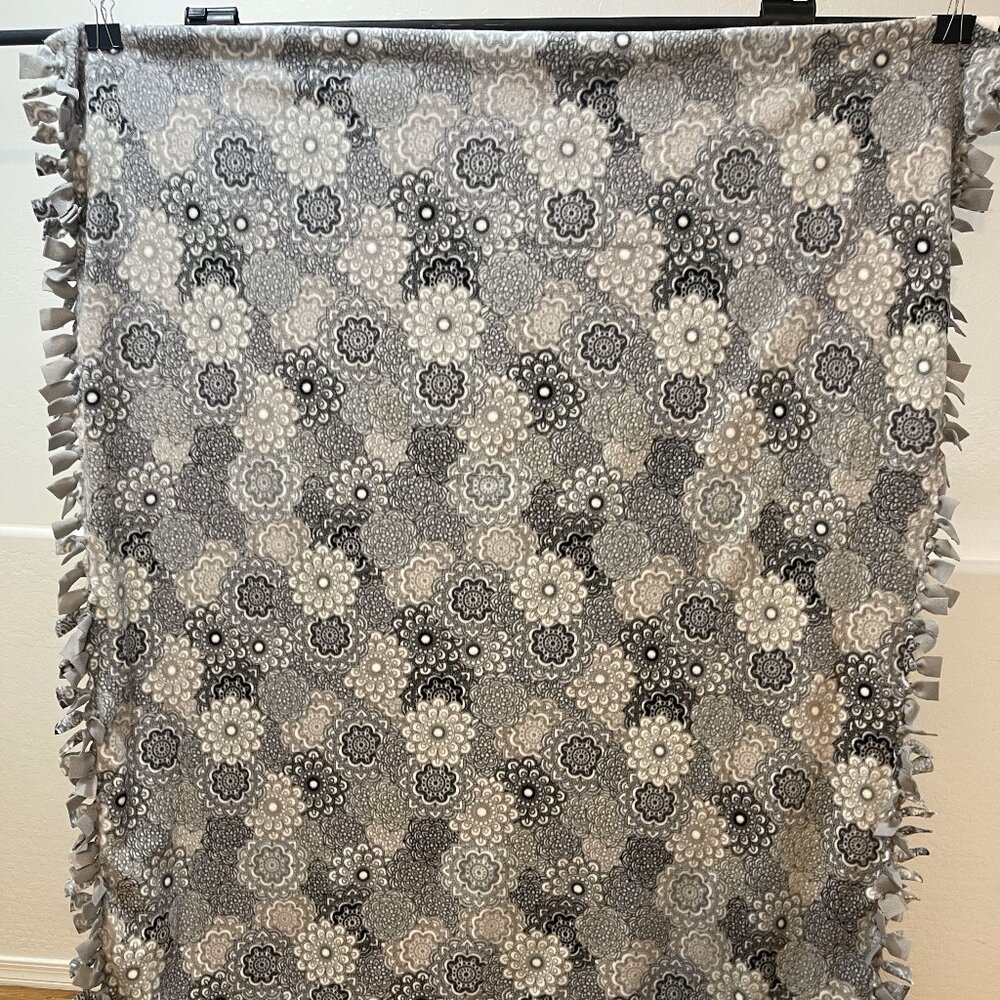 Mother's Day SPECIAL Gray, Black & White Circle Throw #20 (49.5 in W X 67in L)